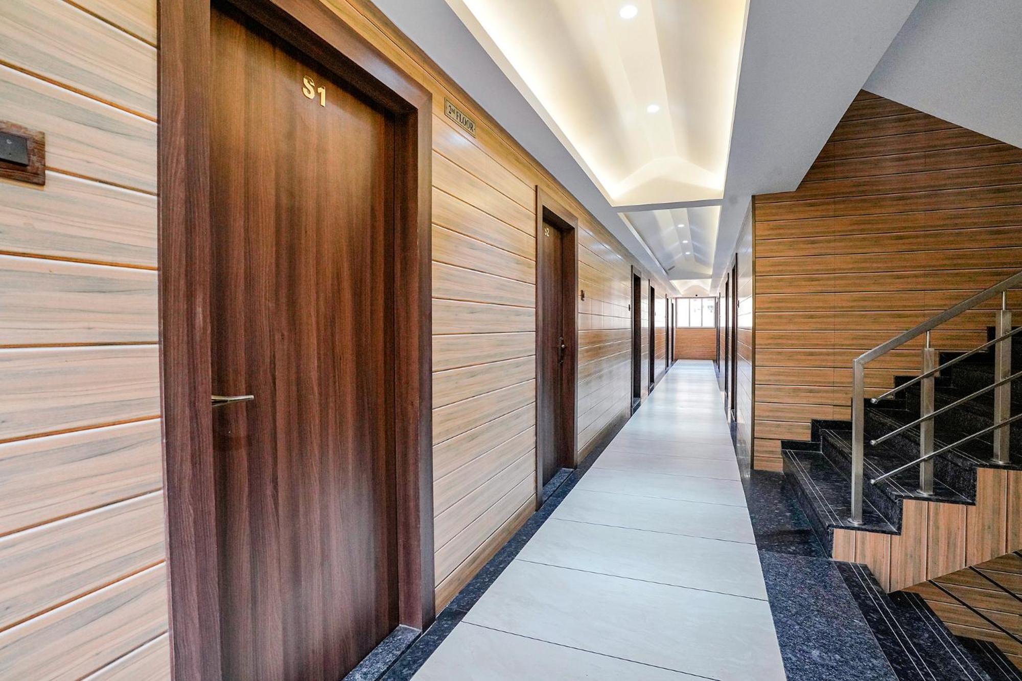 Fabhotel Grand Inn II Наві-Мумбаї Екстер'єр фото