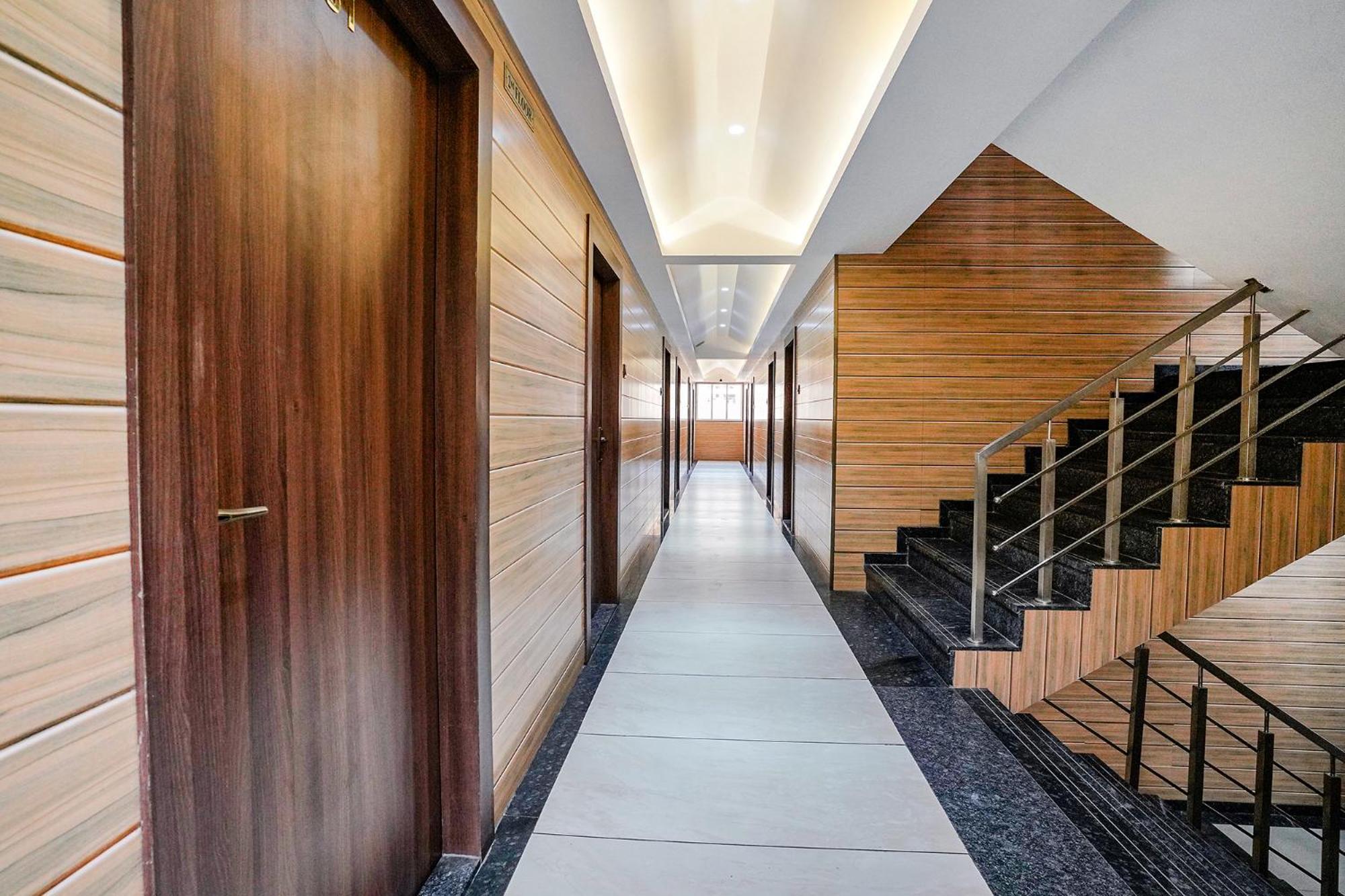 Fabhotel Grand Inn II Наві-Мумбаї Екстер'єр фото